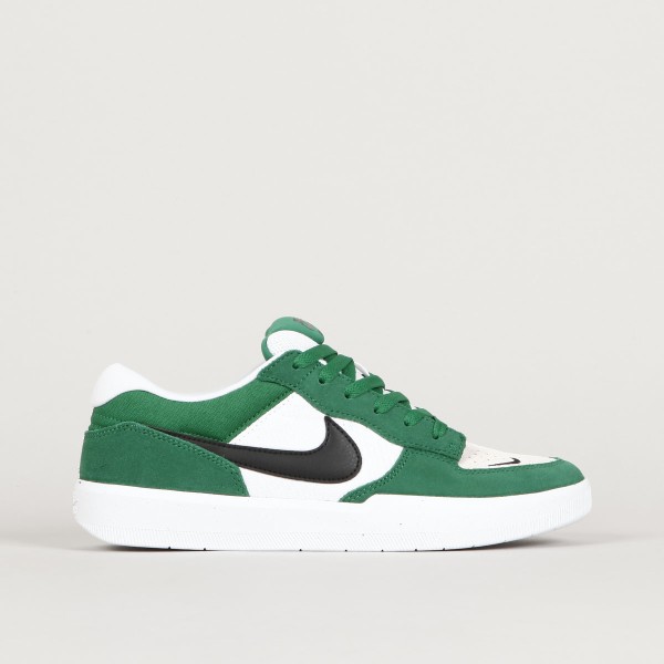 Nike sb delta force green deals